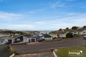 Photo 16- click for photo gallery